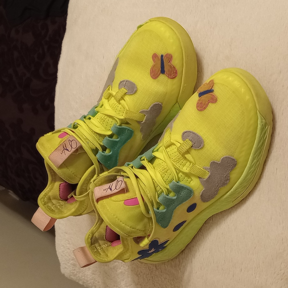 James harden basketball shoes youth